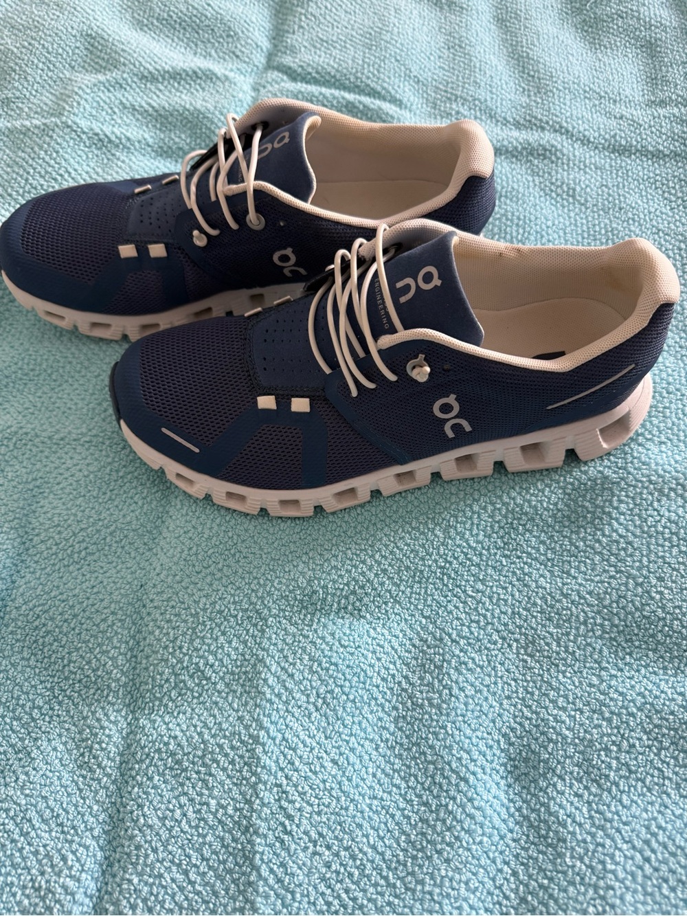 On Cloud blue and White Women’s Running Shoes